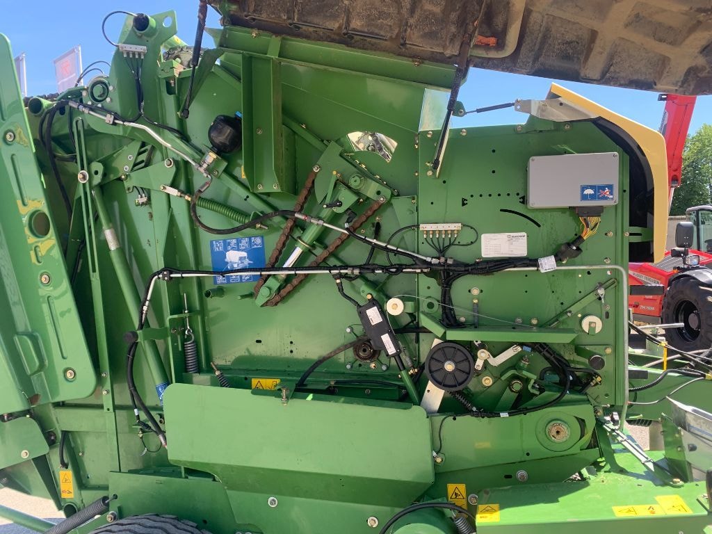 Presse balles rondes KRONE fortima 1500 - photo slide 26