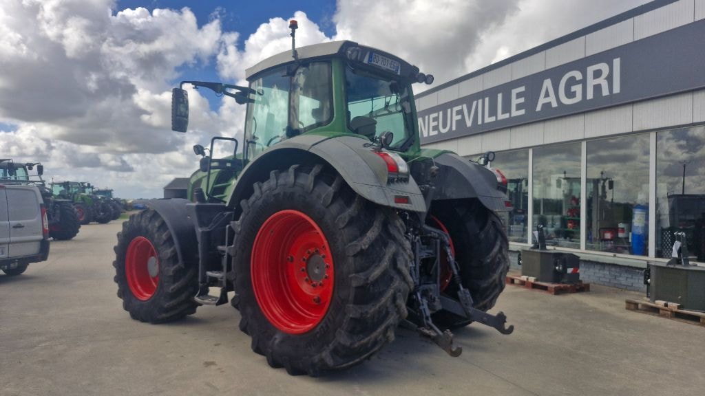 Tracteur FENDT 824 VARIO PROFI SCR - photo slide 5