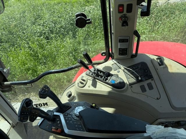 Tracteur MASSEY FERGUSON 5S 125 - photo slide 12