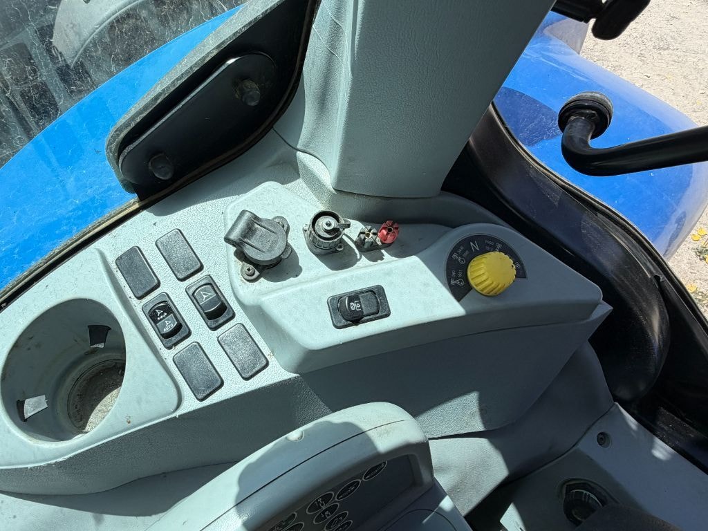 Tracteur NEW HOLLAND T7.230 PC - photo slide 20