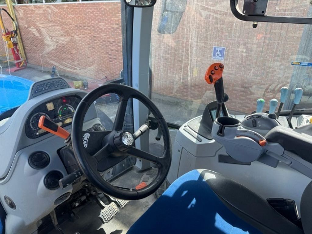 Tracteur NEW HOLLAND T7.260 - photo slide 9