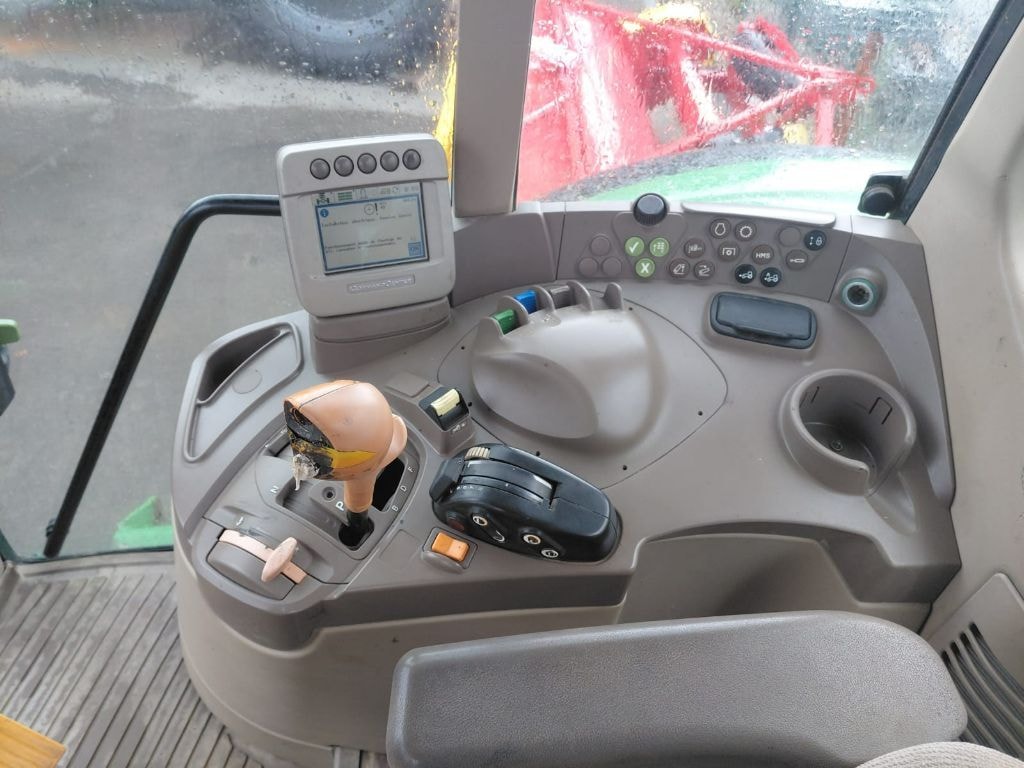 Tracteur JOHN DEERE 6530 PREMIUM - photo slide 9