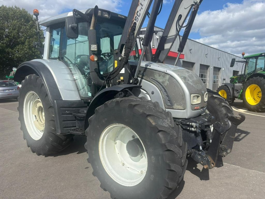 Tracteur chargeur VALTRA N122 DIRECT - photo slide 8