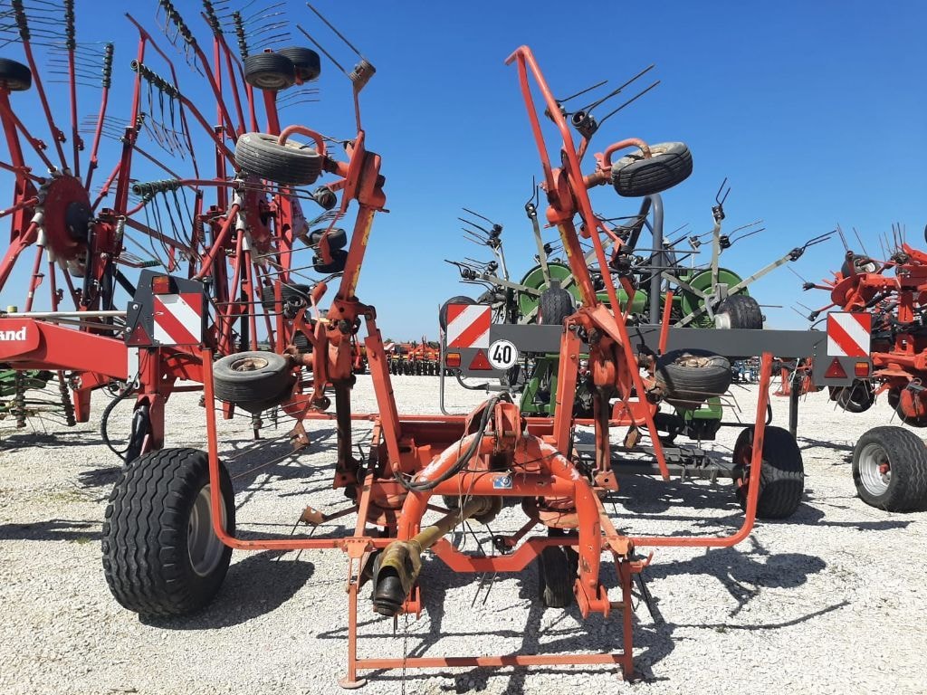 Faneuse KUHN GF 5801 - photo slide 4