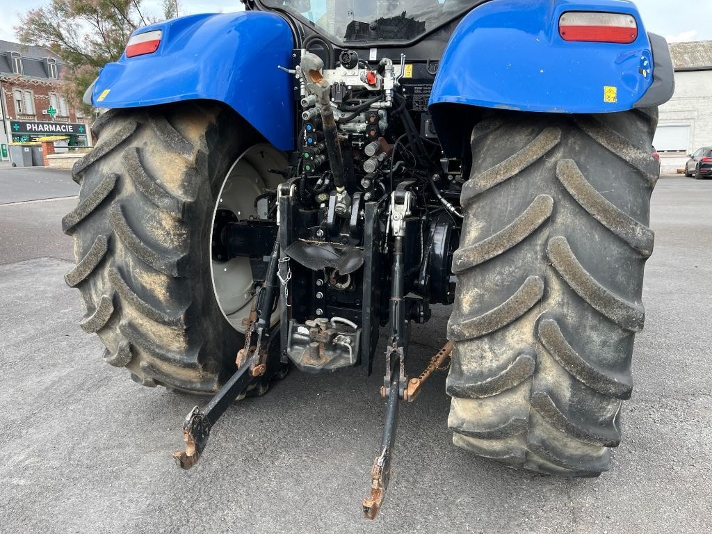 Tracteur NEW HOLLAND T7.225 - photo slide 7