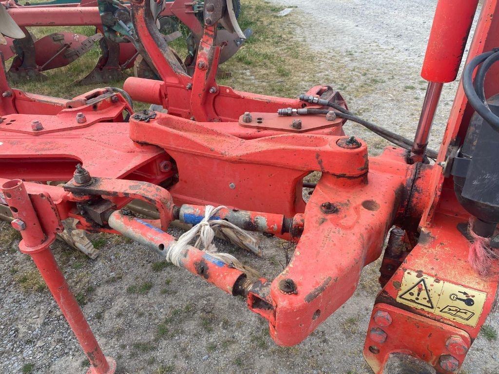 Charrue KUHN Multimaster 112 - photo slide 6