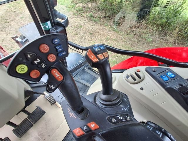 Tracteur MASSEY FERGUSON 7718S DYNA 6 - photo slide 17