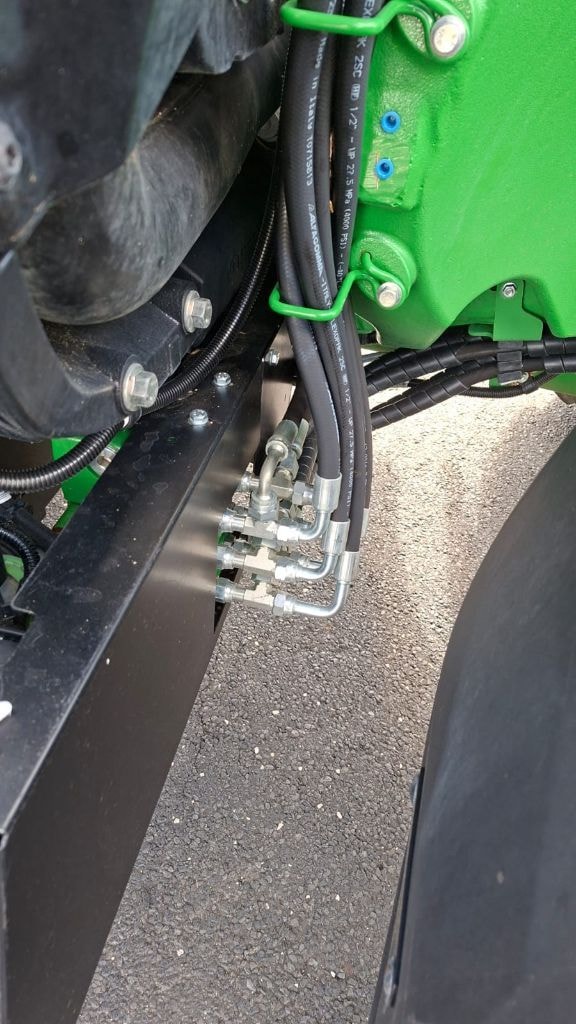 Tracteur JOHN DEERE 6M 115 - photo slide 4