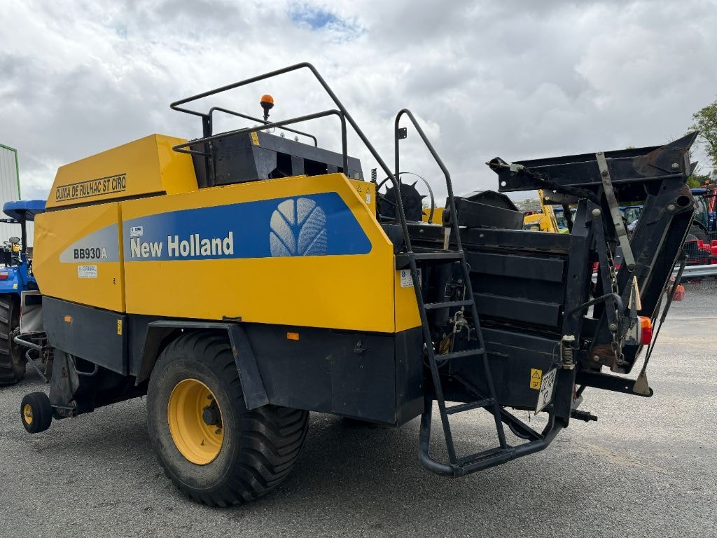 Presse haute densite NEW HOLLAND Bb 930 - photo slide 5