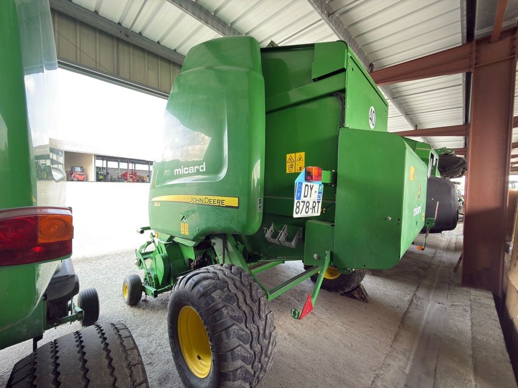 Presse balles rondes JOHN DEERE 864 MAXICUT 14 COUTEAUX - photo slide 4