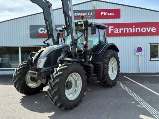 Tracteur chargeur VALTRA N123 - photo slide 1