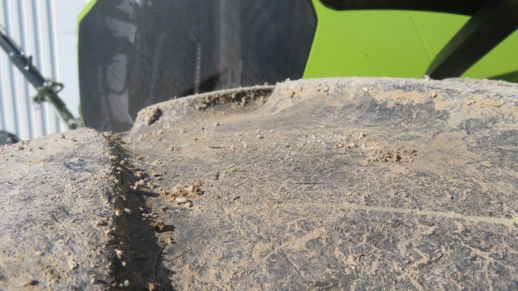 Tracteur CLAAS ARION 610 cis - photo slide 28