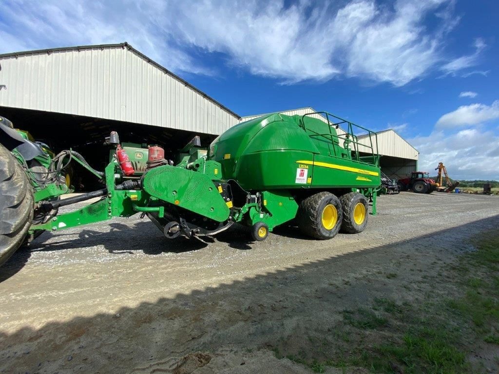 Presse haute densite JOHN DEERE L1534 - photo slide 9