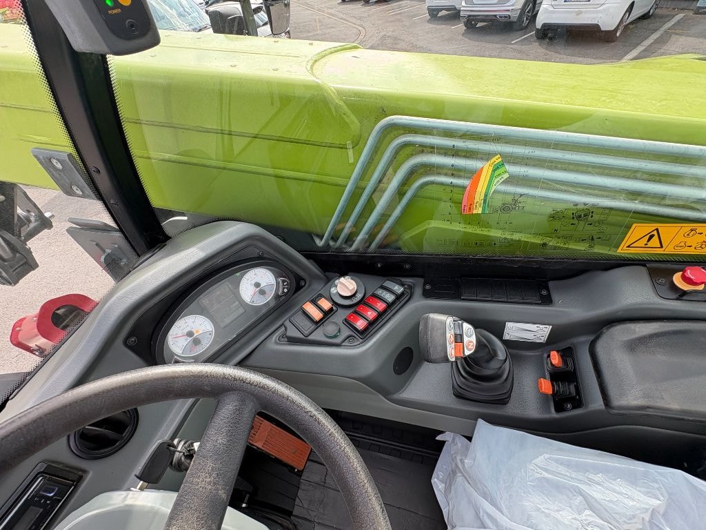 Telescopique CLAAS 741 - photo slide 25