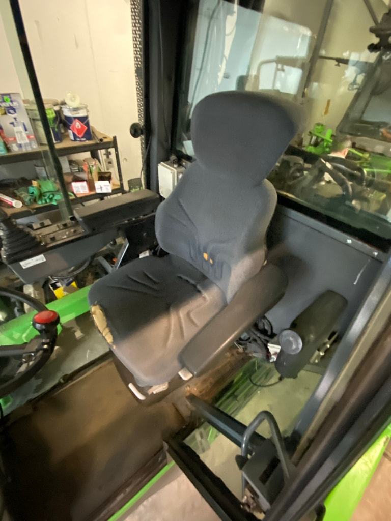 Tracteur enjambeur TECNOMA U100/140 - photo slide 10