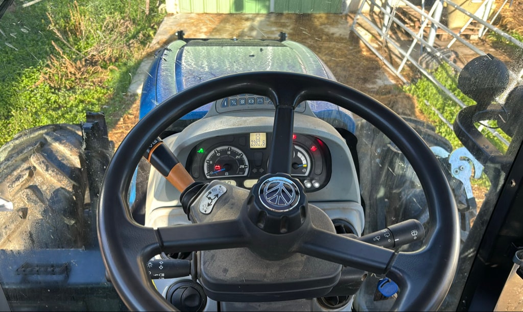 Tracteur NEW HOLLAND T5.120 - photo slide 12