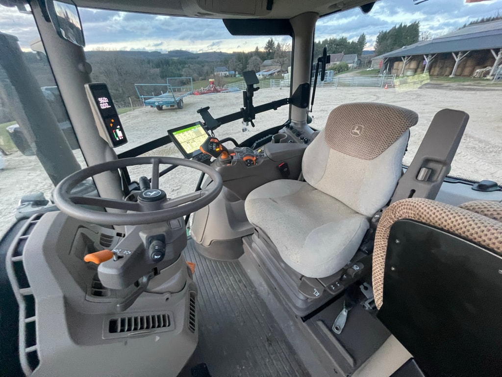 Tracteur JOHN DEERE 6R 120 - photo slide 4