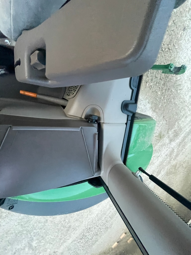 Tracteur JOHN DEERE 6R 120 - photo slide 12