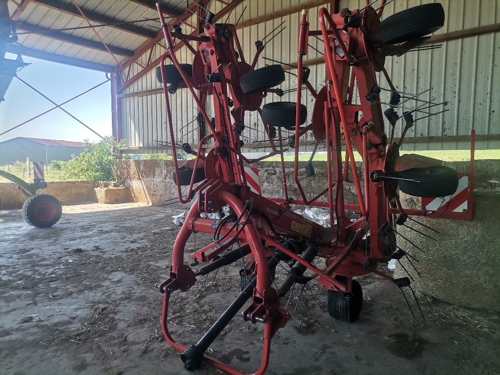 Faneuse KUHN GF 8702 - photo slide 11