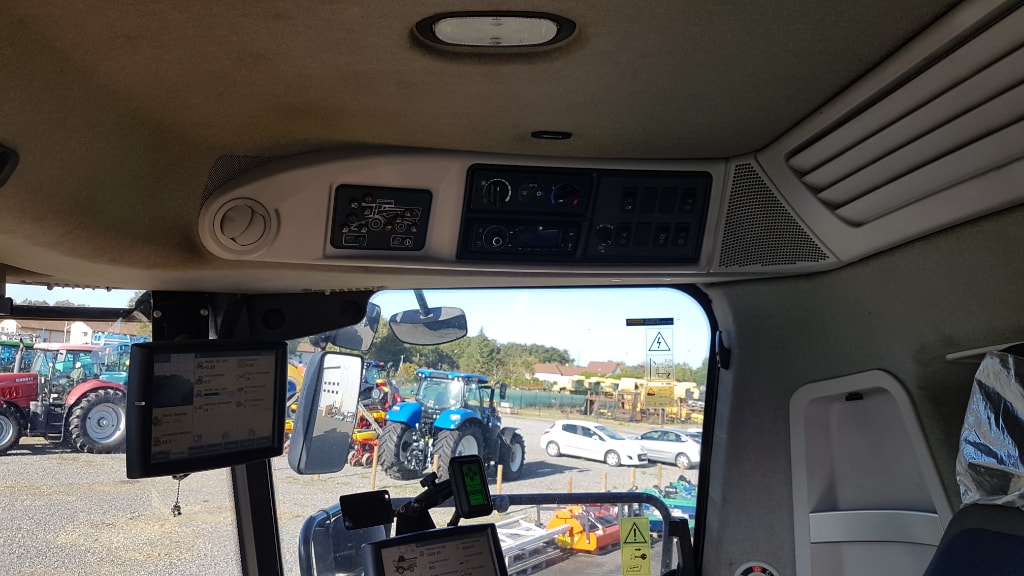 Moissonneuse NEW HOLLAND CX8.70 SL Everest 4RM - photo slide 26