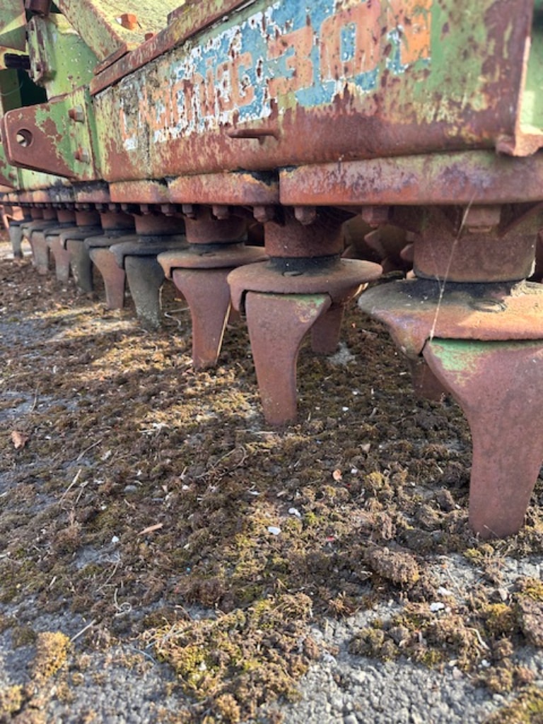 Herse rotative AMAZONE Cultimix KG 301 - photo slide 4