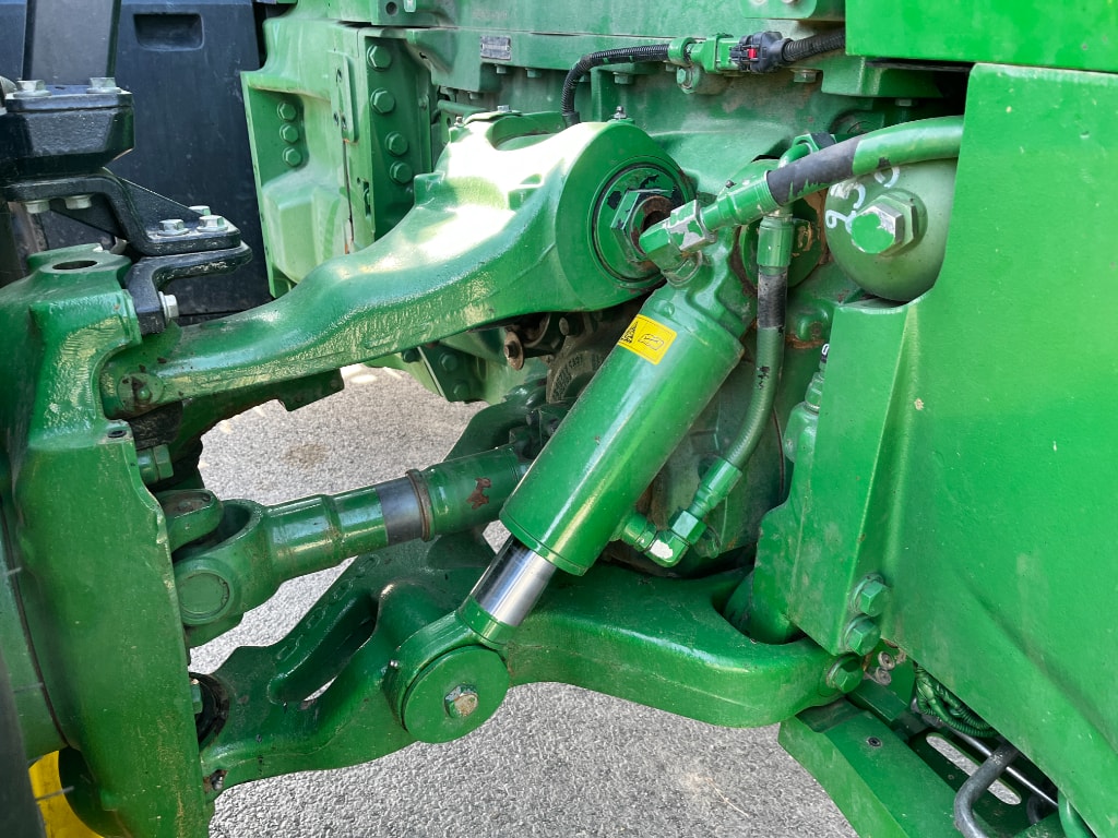 Tracteur JOHN DEERE 8320R - photo slide 17