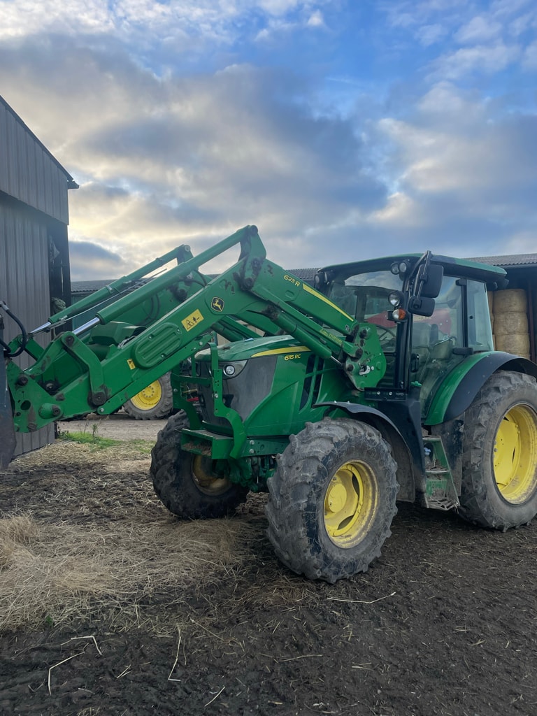Tracteur chargeur JOHN DEERE 6115RC - photo slide 1
