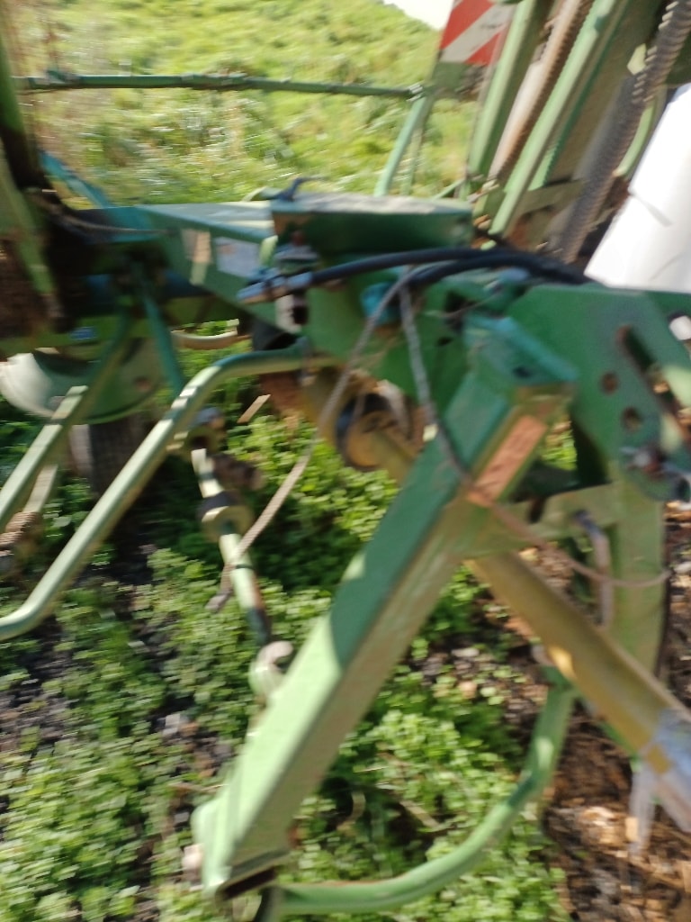 Faneuse KRONE KW 8,92 - photo slide 3