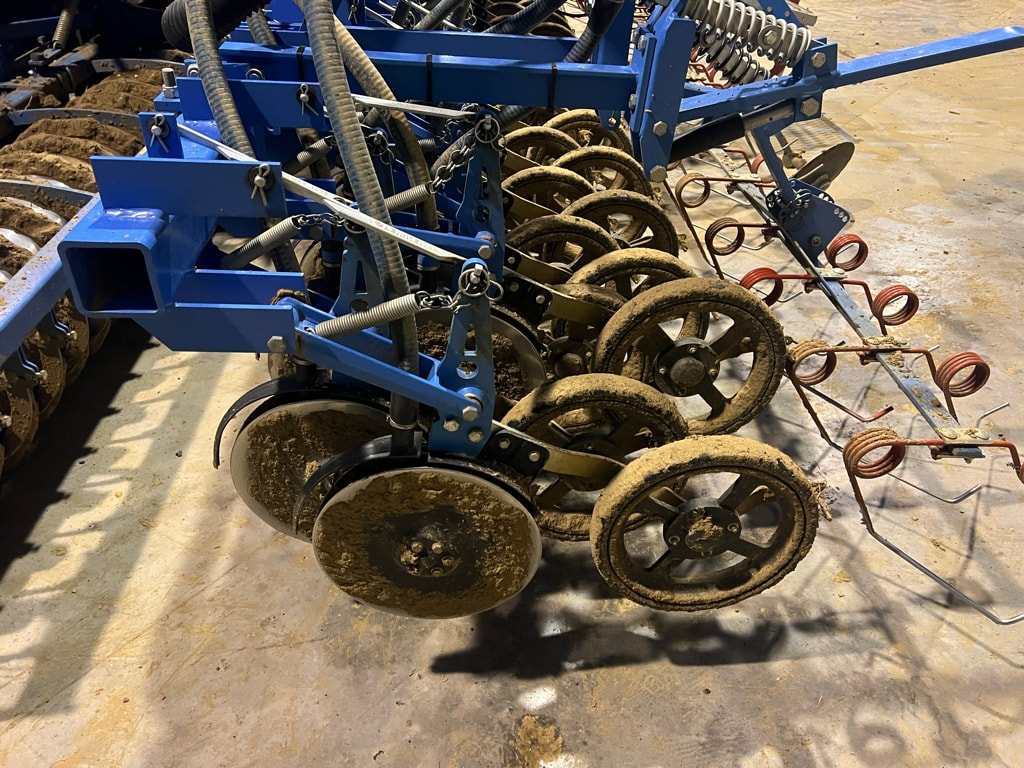 Combine de Semis LEMKEN zirkon 12/600k - photo slide 7