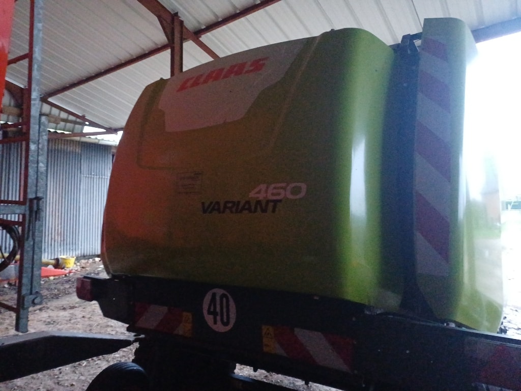 Presse balles rondes CLAAS 460 RF - photo slide 9