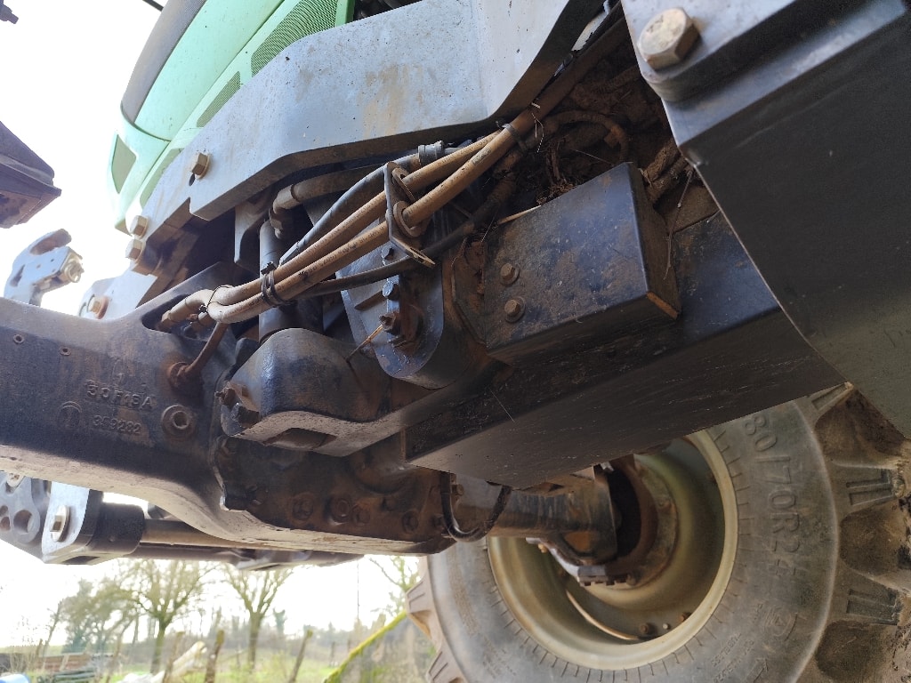 Tracteur chargeur DEUTZ FAHR 6150 CSHIFT AGROTRON - photo slide 10