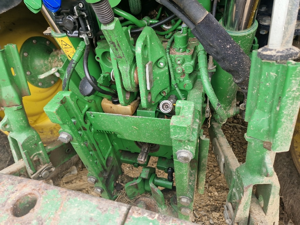 Tracteur JOHN DEERE 6120M - photo slide 11