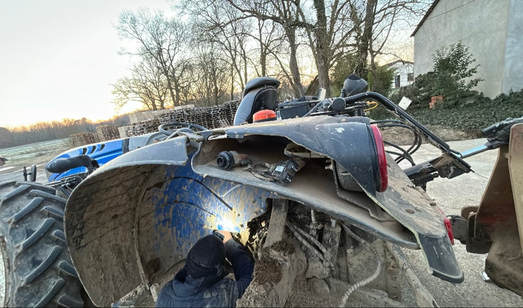 Tracteur NEW HOLLAND T4-100 LP - photo slide 11