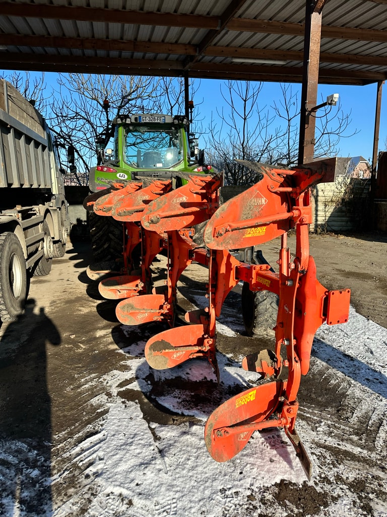 Charrue KUHN Multi master 122 - photo slide 9