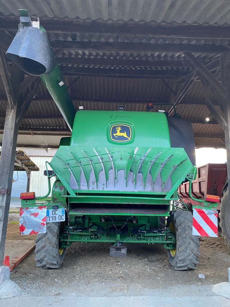 Moissonneuse JOHN DEERE T 660 HILLMASTER  - photo slide 2