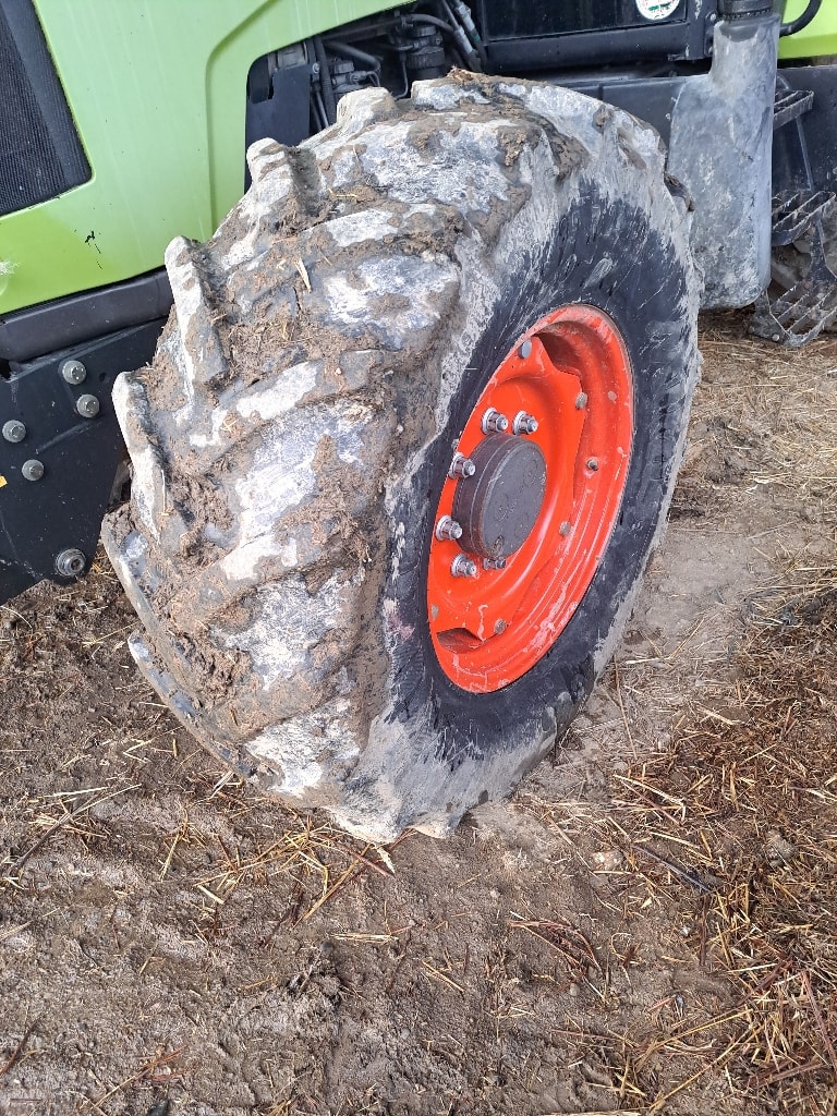 Tracteur CLAAS ARION 410 - photo slide 6