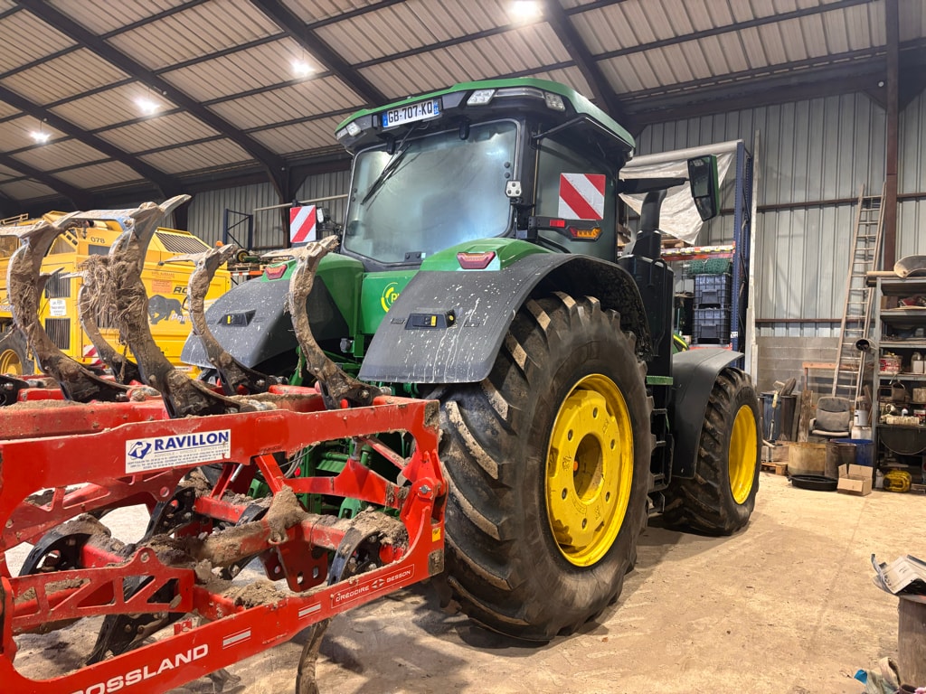 Tracteur JOHN DEERE 8r370 - photo slide 3