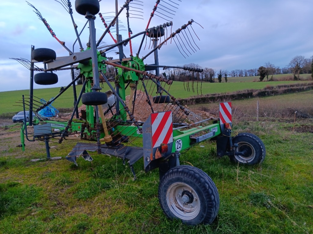 Andaineur DEUTZ FAHR Swatmaster 7641 - photo slide 6
