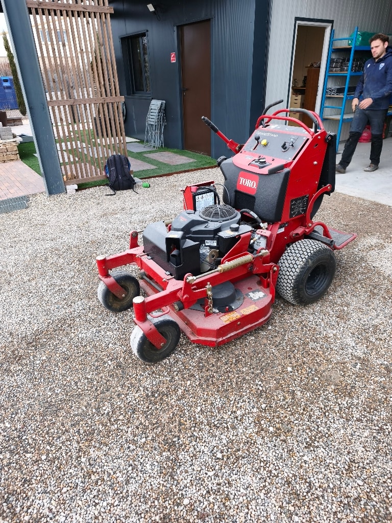 Tondeuse autoportee TORO Stand on 90  - photo slide 4