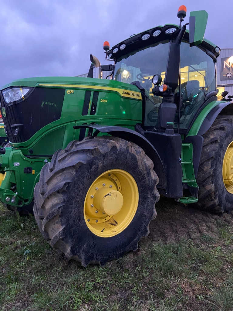Tracteur JOHN DEERE 6R 230 - photo slide 2