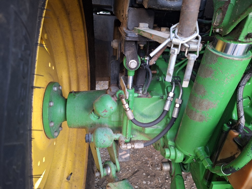 Tracteur chargeur JOHN DEERE 6115R  - photo slide 8