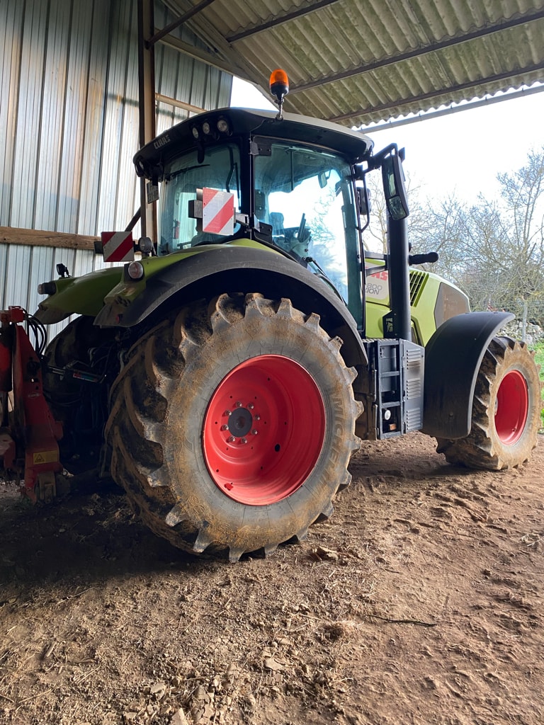 Tracteur CLAAS AXION 800 - photo slide 3