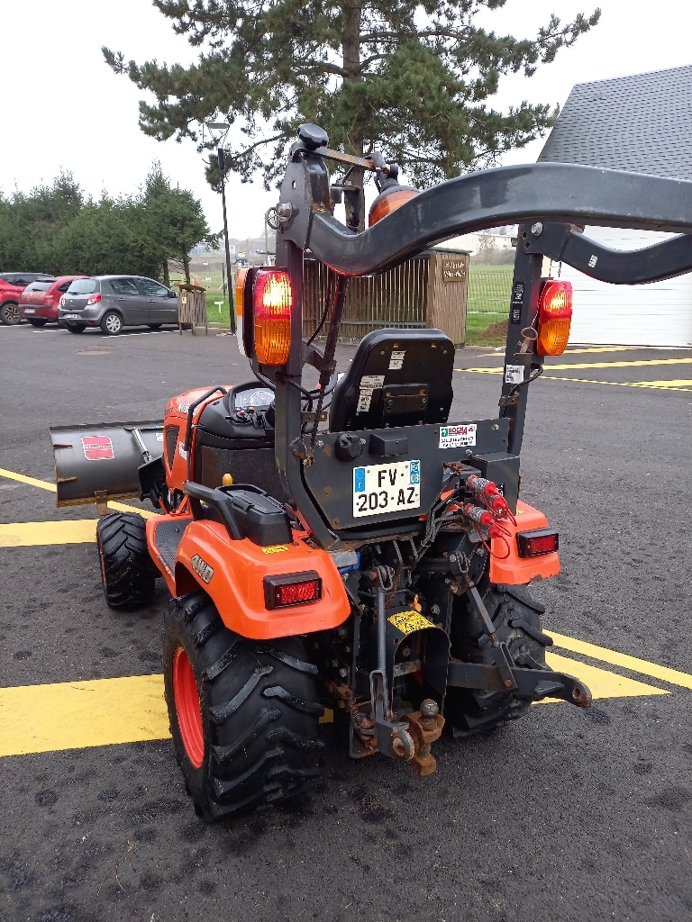 Micro tracteur KUBOTA BX231 - photo slide 4