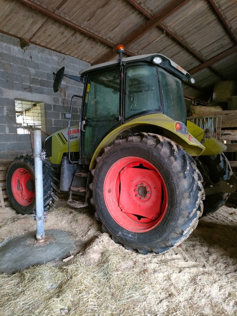 Tracteur CLAAS ARION 420 - photo slide 4