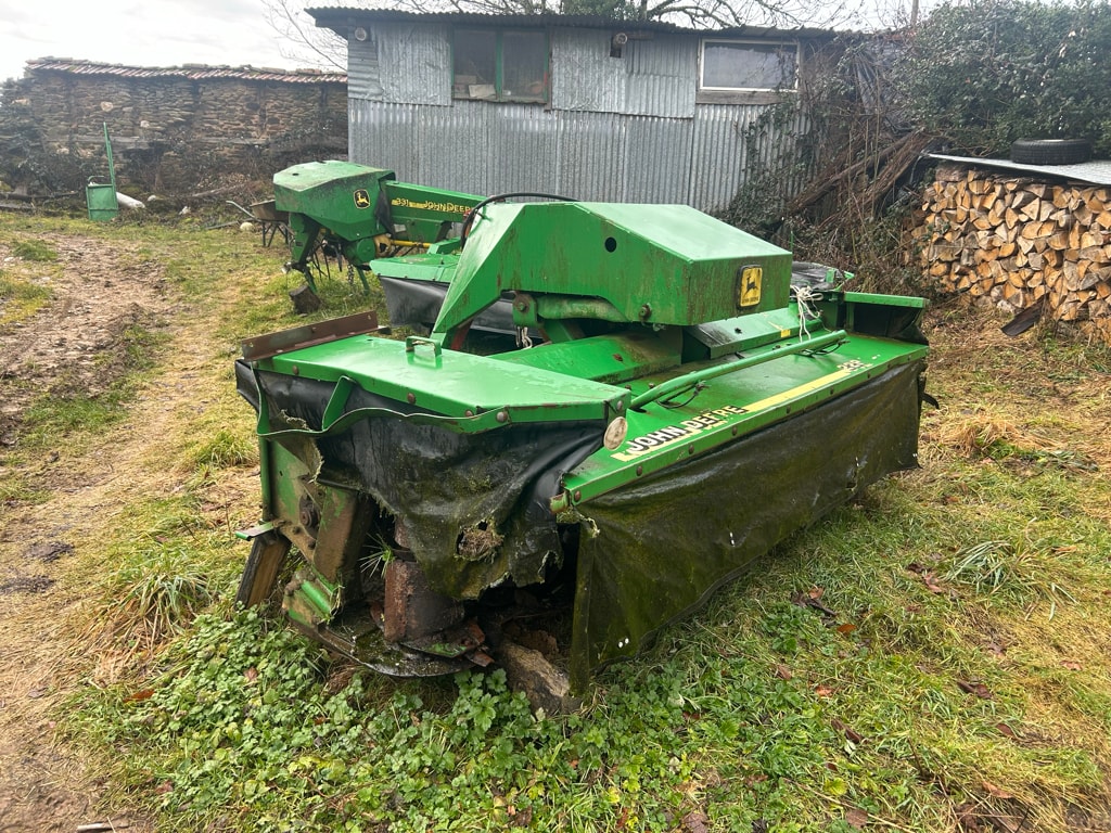 Faucheuse conditionneuse JOHN DEERE 228 - photo slide 2