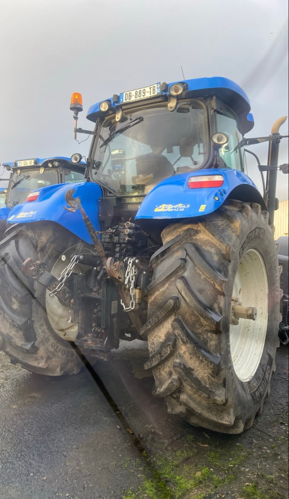 Tracteur NEW HOLLAND T7.235 AC - photo slide 3