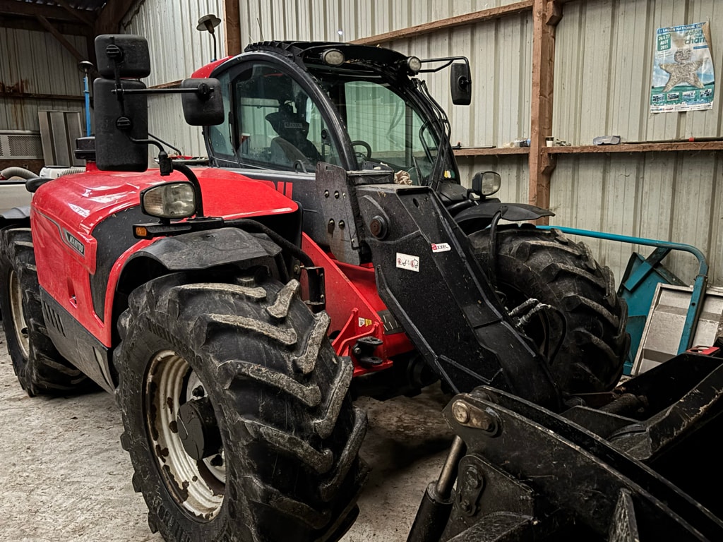 Telescopique MANITOU MLT 635-130 PS+ - photo slide 3