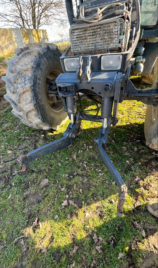Tracteur DEUTZ FAHR AGROTRON 105 - photo slide 6
