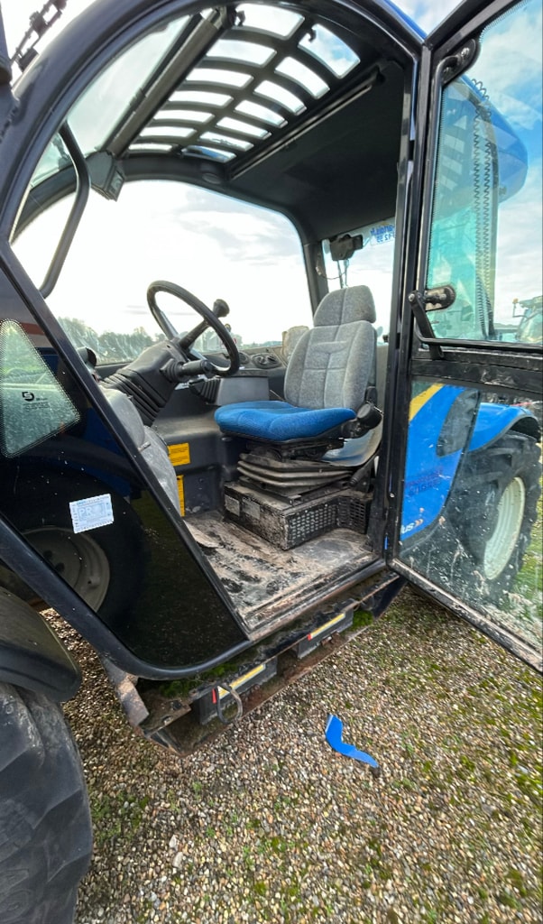 Telescopique NEW HOLLAND LM 5060 - photo slide 4