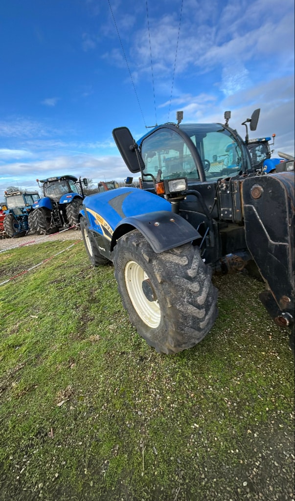 Telescopique NEW HOLLAND LM 5060 - photo slide 5